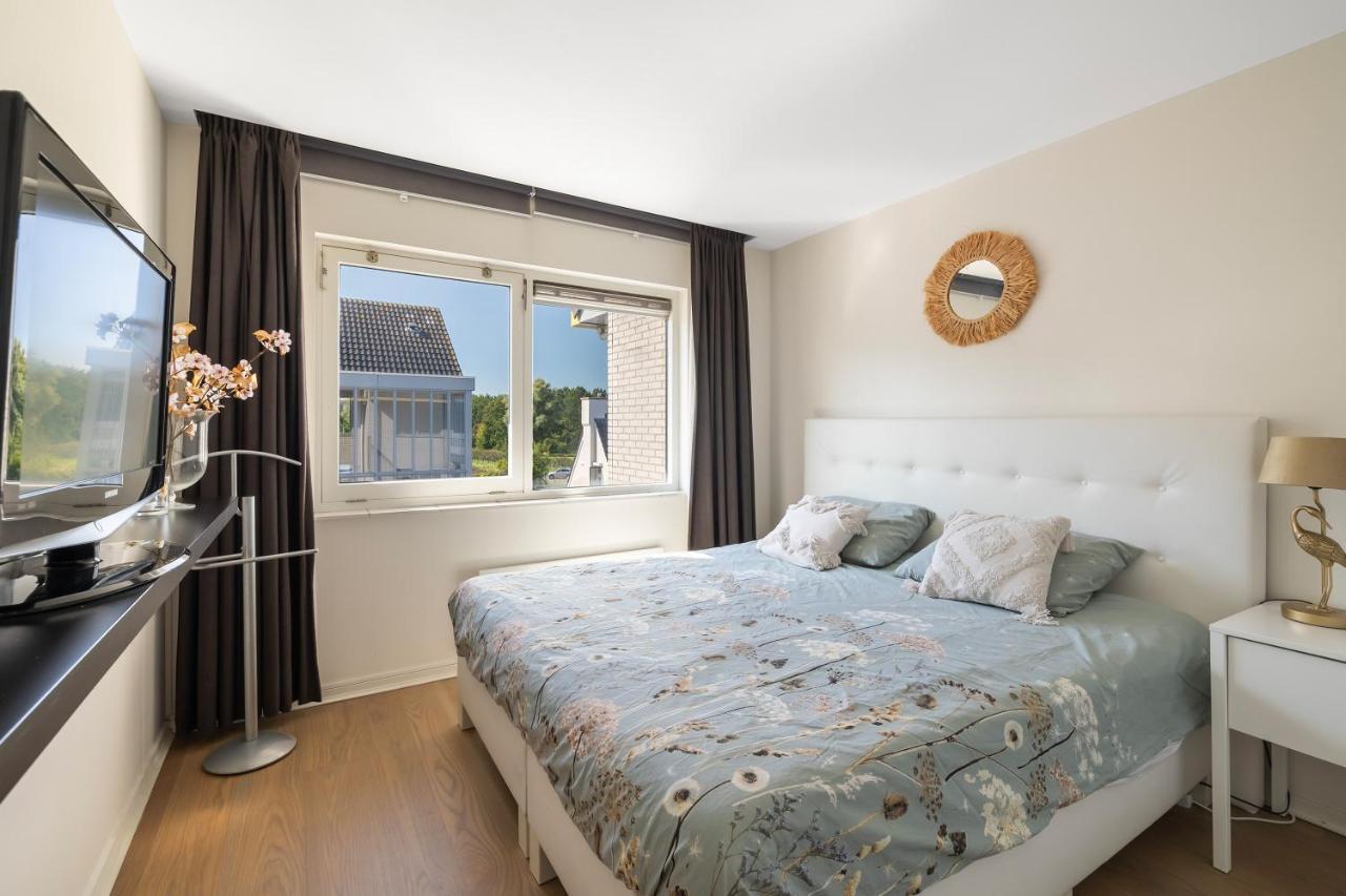 Luxury Apartment Near Utrecht & Amsterdam Breukelen Bagian luar foto